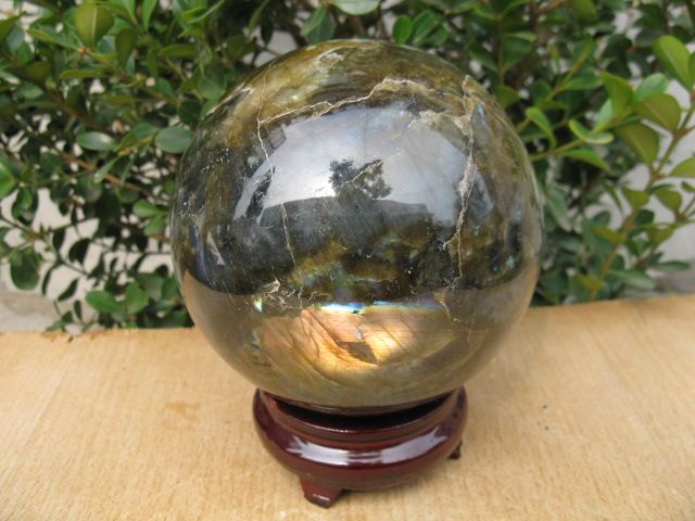 2020g Natural labradorite Quartz Crystal Sphere NO.110622  