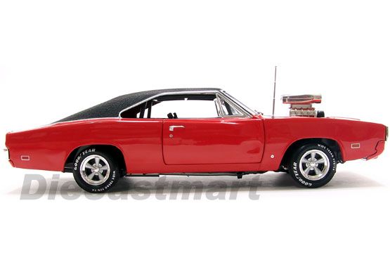 ERTL 118 1970 DODGE CHARGER STREET MACHINE RED  