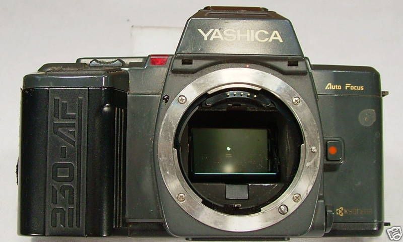 YASHICA 230 AF FOR PARTS OR REPAIR  