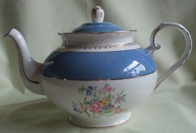 Stunning Disc Royal Grafton BLUE BANDS FLORAL TEA POT  