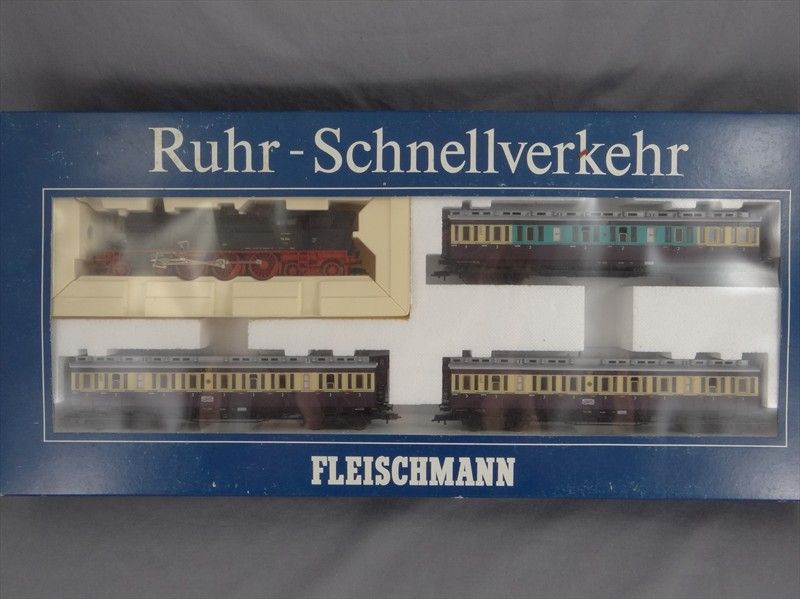 DTD   HO SCALE FLEISCHMANN 4887 4 6 4 STEAM LOCO COMMUTER EXPRESS 