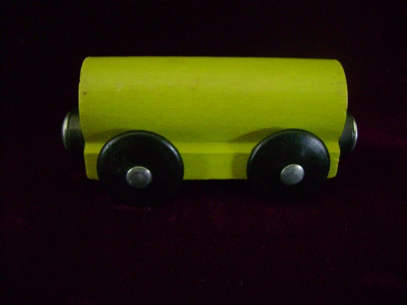 VINTAGE 2 3/8 WOODEN TRACK LIME TANKER CAR  