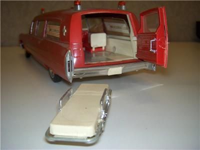   Han 1966 Cadillac Ambulance 1/25 PROMO LIKE NICE BUILT W/GURNEY  