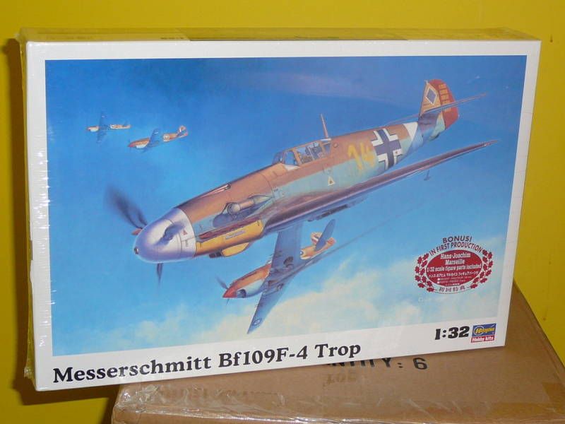 32 MESSERSCHMITT BF109F 4 TROP   HASEGAWA # 8881  