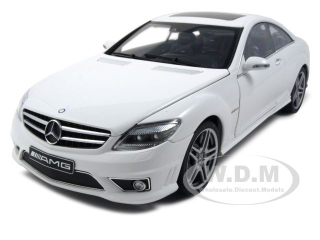 MERCEDES CL63 AMG WHITE 118 W/LEATHER SEATS AUTOART  