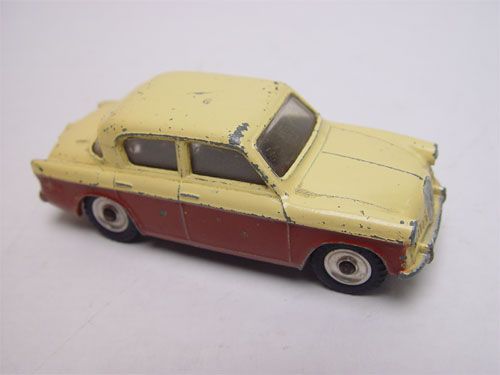 Vintage Dinky Toy No. 168 Singer Gazelle Die cast Car  