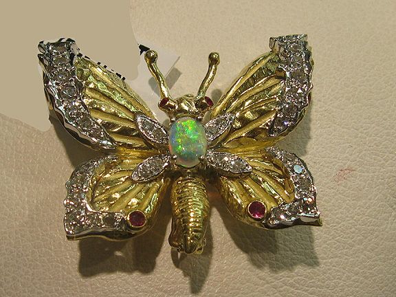 BUTTERFLY ESTATE ENHANCER PENDANT 18K FIERY OPAL BODY, DIAMONDS 