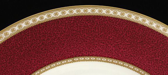 12 WEDGWOOD ULANDER RUBY PORCELAIN DINNER PLATES  