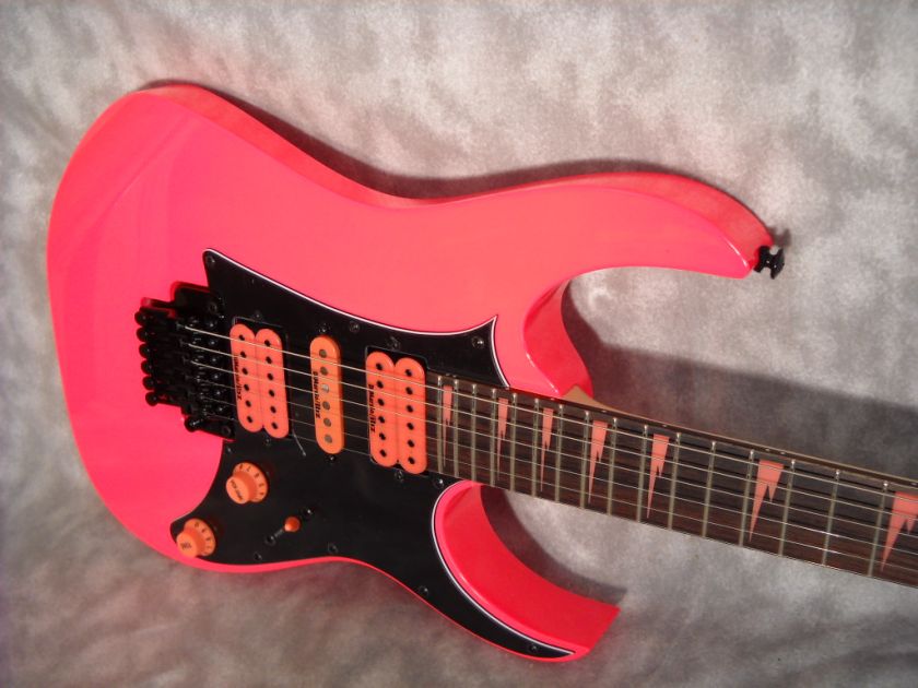   25TH Anniversery Limited Edition PINK w/ HARD CASE [VIDEO DEMO]  