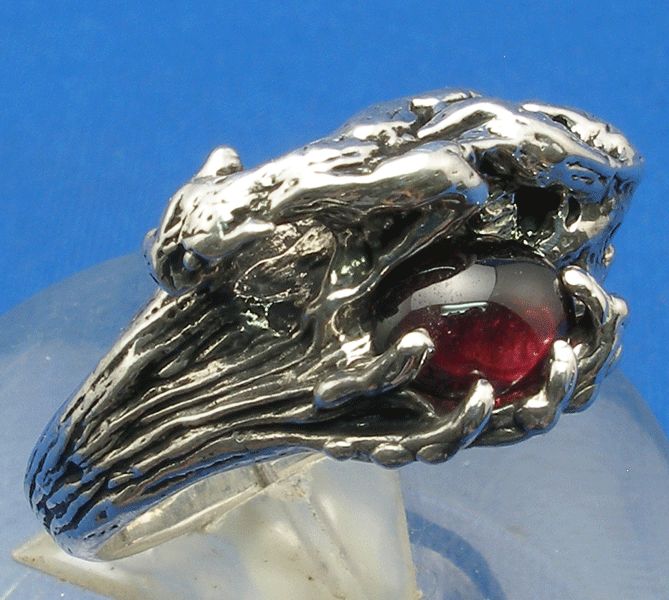 Cougar, Panther Mans Ring Garnet, Sterling Silver  