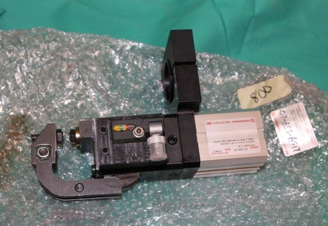 Norgren Robot Gripper SPUSR/980C17 Pnuematic clamp NEW  