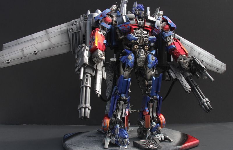 HERE IS A SNEAK PEEK OF PRIME WITH HIS PINSTRIPES CHECK BACK FOR A 