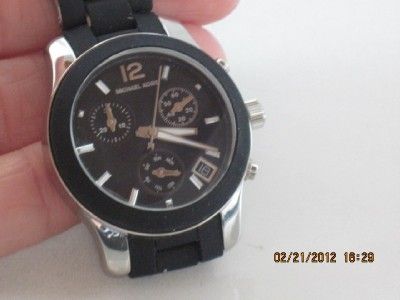   MK 5442 Womens Black Boyfriend Silicone Bracelet Chronograph Watch