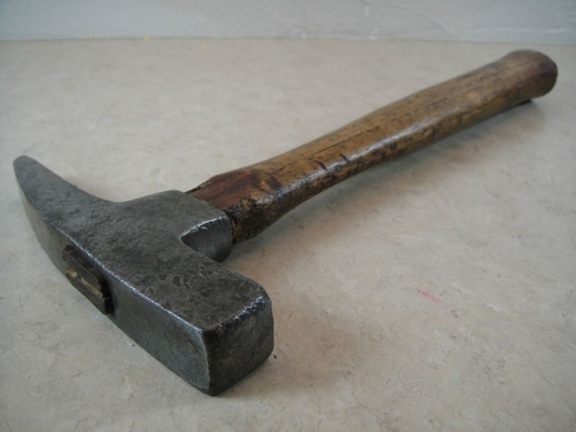 Vtg Plumb 16 oz Rock Hammer Masonry Pick 13L  