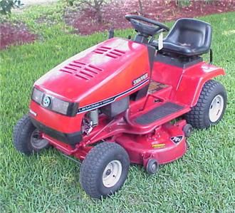 SNAPPER ~ Model LE1438H ~ 38 Cut Riding Mower 14 hp ~ FLORIDA