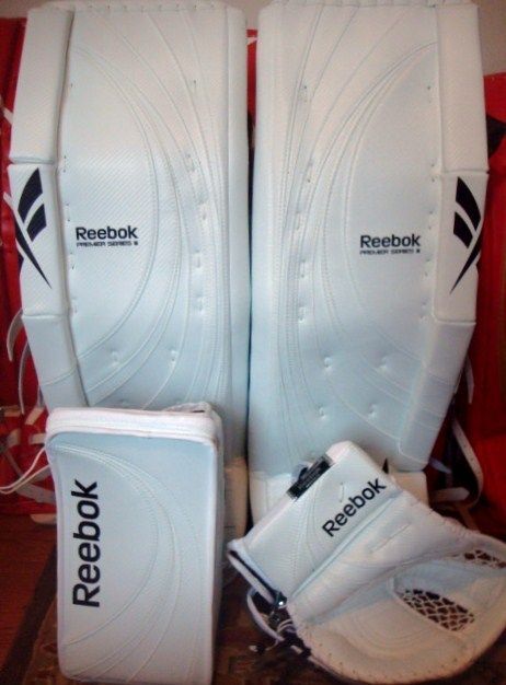 NEW Reebok Premier Series 3 Pro Goalie Leg Pads Gloves Set 33+2 35+2 