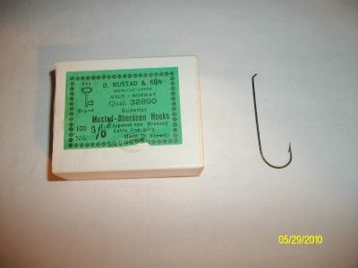 VINTAGE MUSTAD 3/0 ABERDEEN HOOKS 100 PACK  