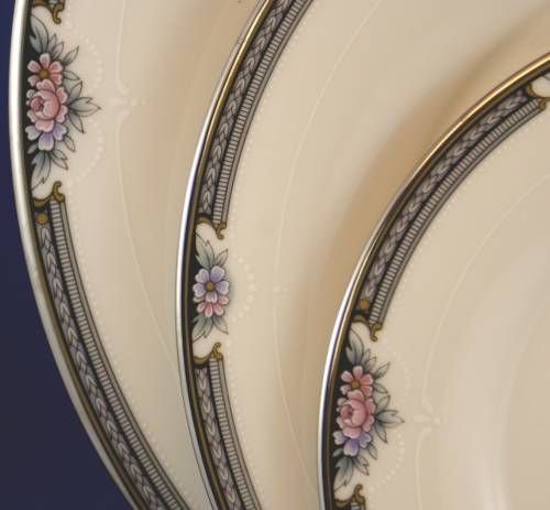 Noritake Halifax Five Piece Place Setting  