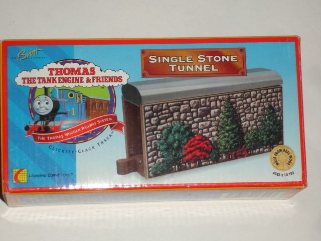 RETIRED SINGLE STONE TUNNEL THOMAS TANK ENGINE TRAIN for WOODEN tracks 