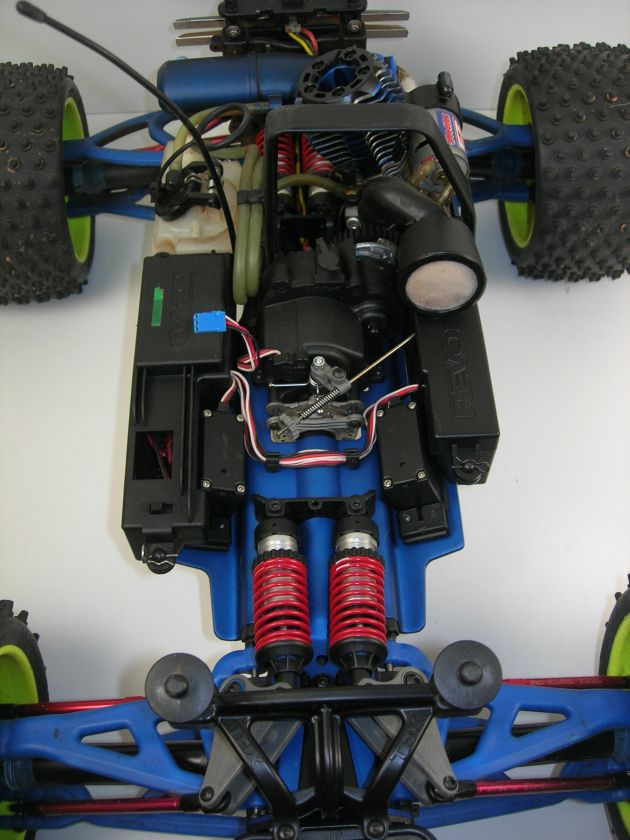 TRAXXAS REVO 3.3 Nitro Monster RC Truck  